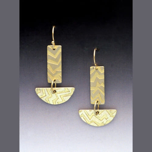 Click to view detail for MB-E411 Earrings Half Moon $70